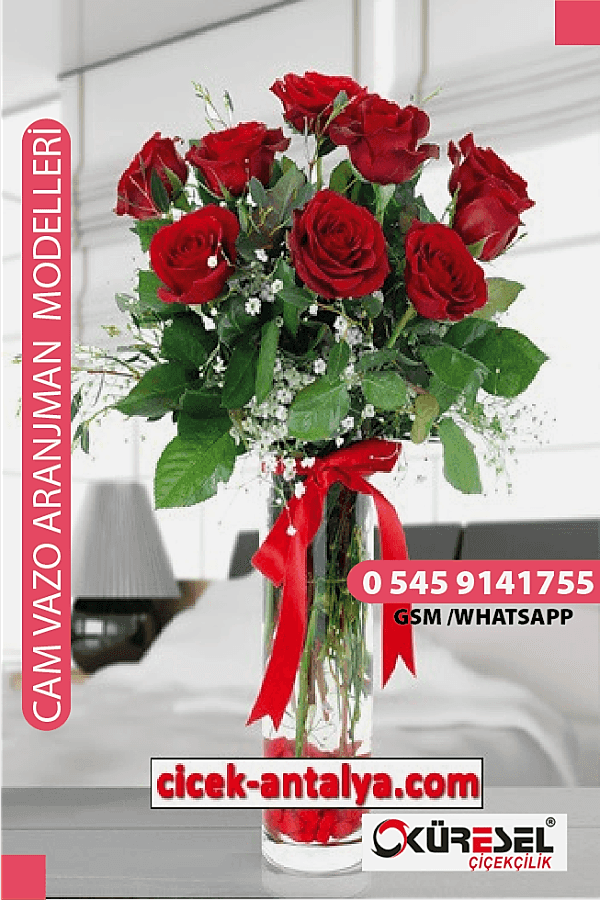 11 KIRMIZI GÜL ÜRÜN KODU CV01 Cam Vazolu Çiçek Aranjman