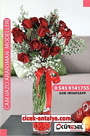 20 KIRMIZI GÜL ÜRÜN KODU CV05 Cam Vazolu Çiçek Aranjman